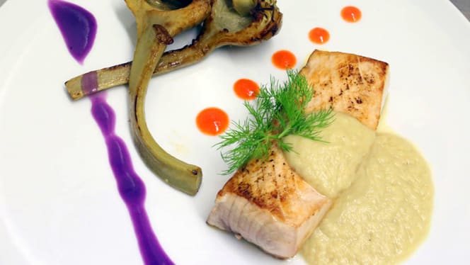 Vox Restaurant & Lounge Bar - 7