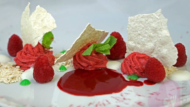 Vox Restaurant & Lounge Bar - 5