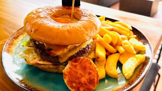 Qomo Bar Restaurant Cocktails - 6