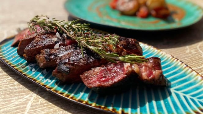 Qomo Bar Restaurant Cocktails - 5