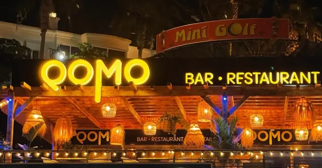 Qomo Bar Restaurant Cocktails - 0