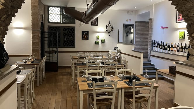 Initium Ristorante - Pizzeria - 1