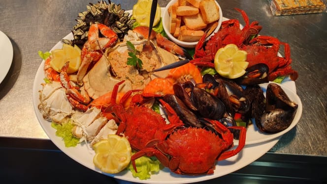 Mercado Food and Drinks - 7