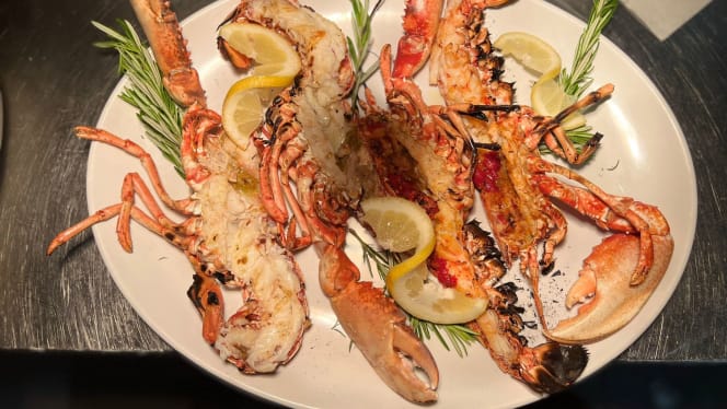 Mercado Food and Drinks - 8