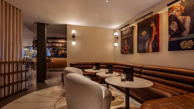 The May Fair Bar - 7