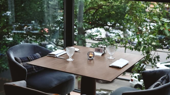 Maison Louise Kitchen Bar Garden - 6