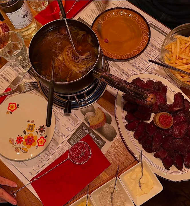 Chez Mon Oncle - 7