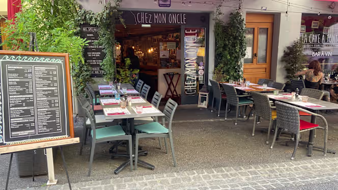 Chez Mon Oncle - 1