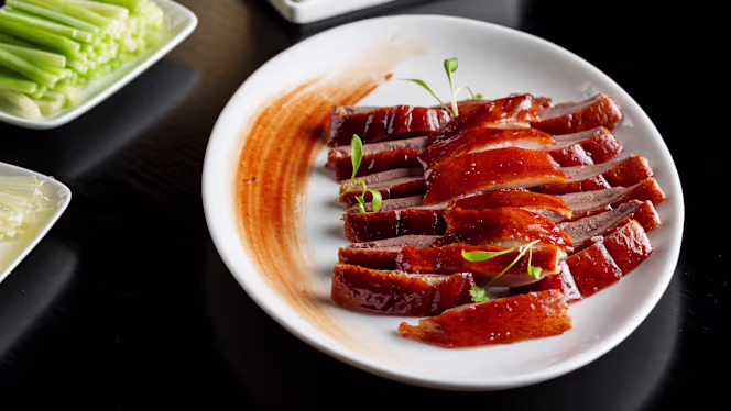 Yú Gé Cantonese Restaurant - 3