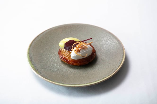 Orrery by Pierre Minotti - 2