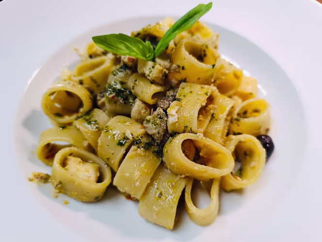 Al Rugantino Ristorante Pizzeria - 7