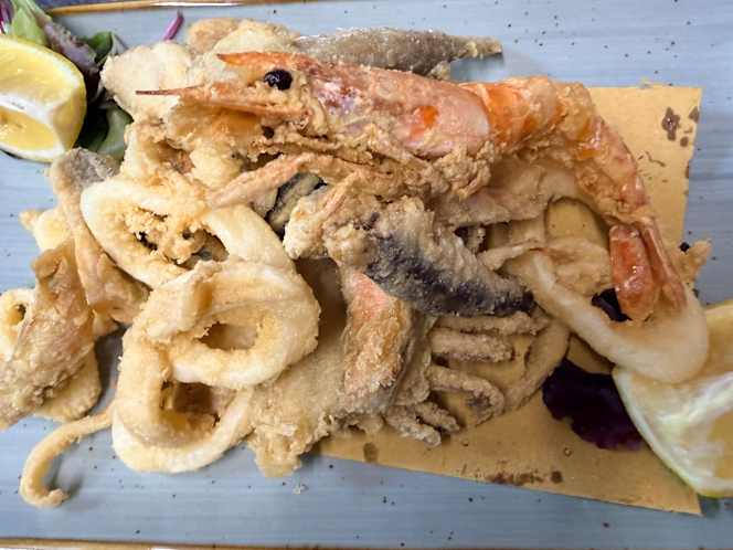 Al Rugantino Ristorante Pizzeria - 1