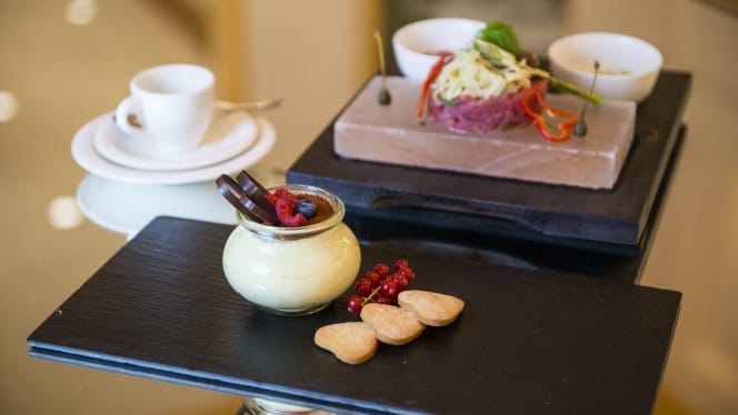 Doney Café & Restaurant - 5