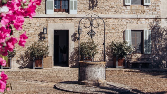 Cal Reiet's Table - 0