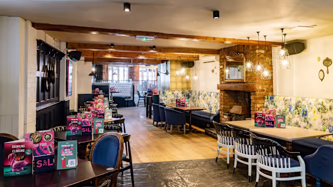 Slug and Lettuce Newbury - 1
