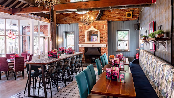 Slug and Lettuce Newbury - 5