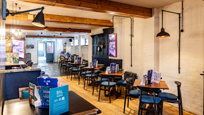 Slug and Lettuce Newbury - 0