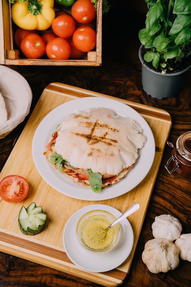 flad'nladen huma eleven - 8