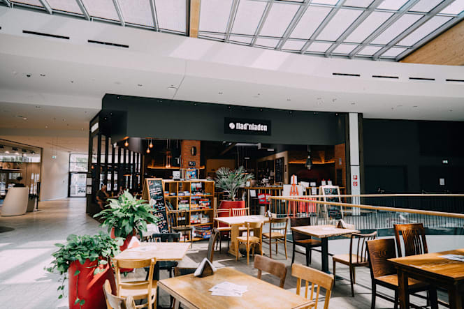 flad'nladen huma eleven - 1