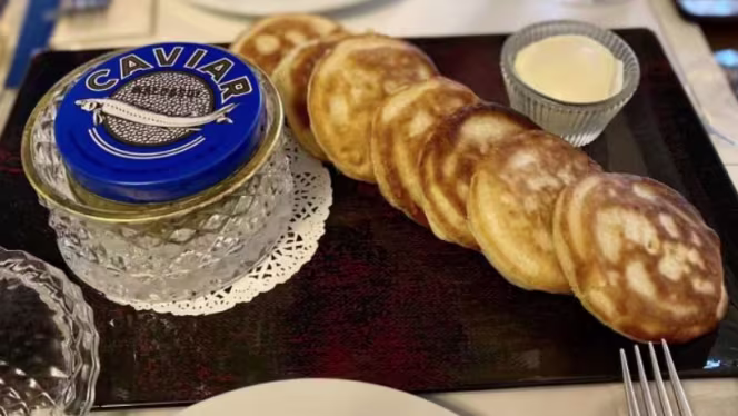 A la Ville de Petrograd - 3