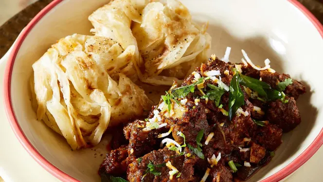 Colonel Saab Trafalgar Square - 0