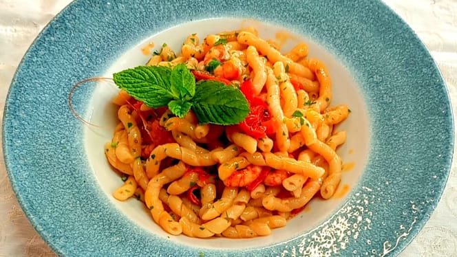 SeaView Restaurant - 7