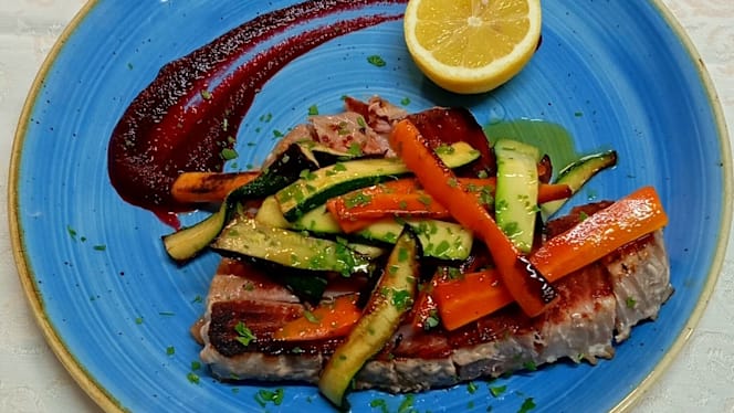 SeaView Restaurant - 4