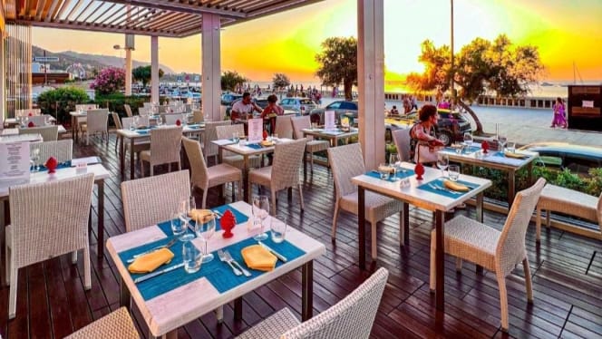 SeaView Restaurant - 8