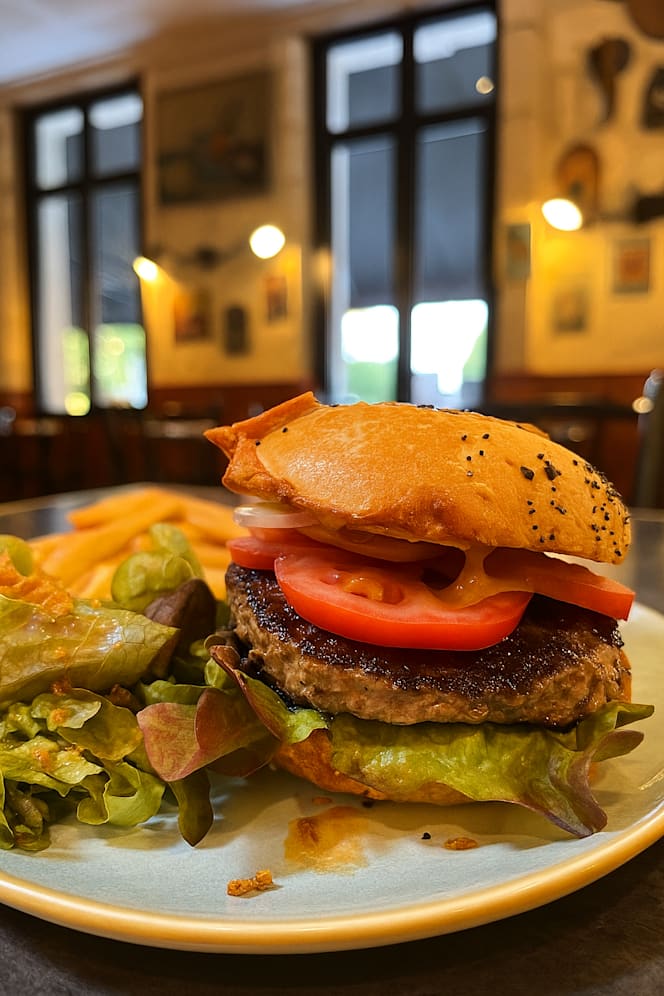 Le Café Rostand - 8