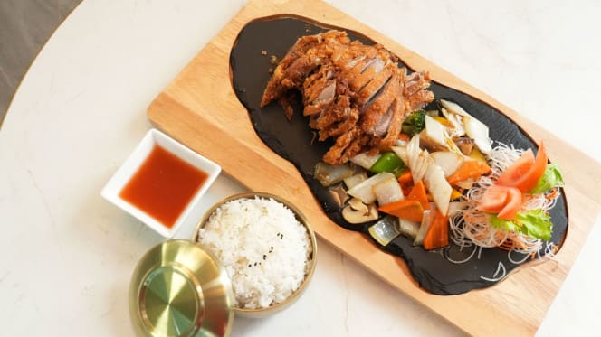 meiwei Chinese Cuisine - 5