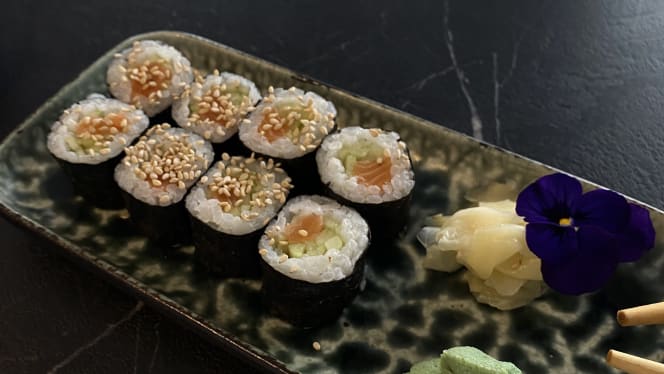 Sushi Avenue Fusion Kitchen - 5