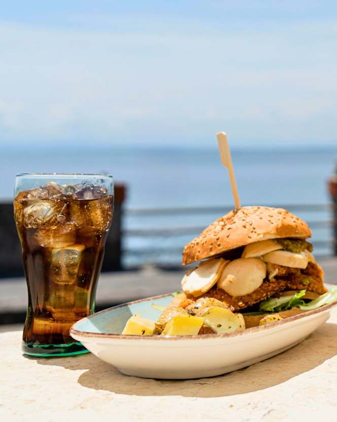Sicilia's Cafe de Mar - 2