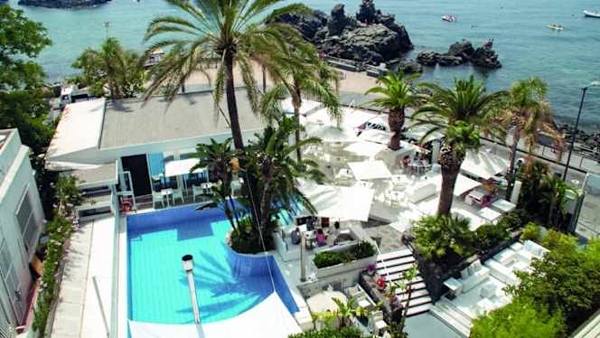 Sicilia's Cafe de Mar - 9