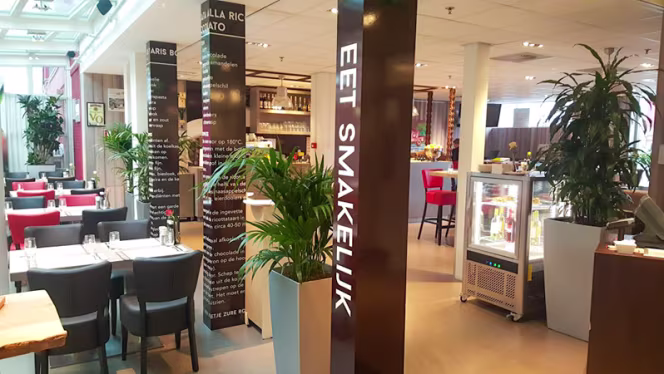 Grand Café Amadeus - 9