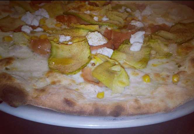 SunDay Pizzeria - 8