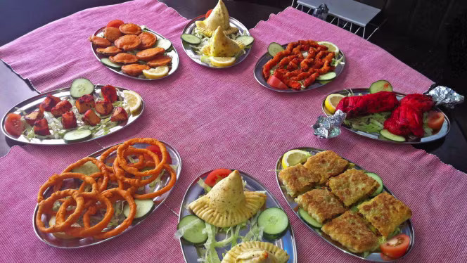 Indian Plaza Genève - Geneve - 2