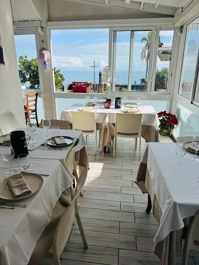 Poseidon Ristorante Pizzeria - 1