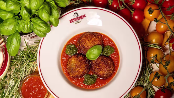 The Meatball Family- Centrale - Milano - 2