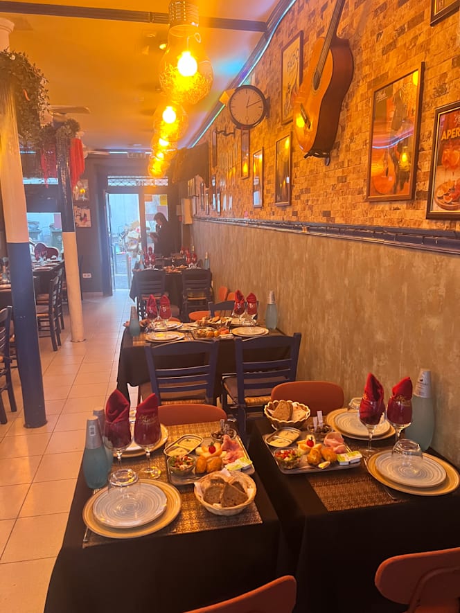 Sr. Fado Restaurante Típico - 7