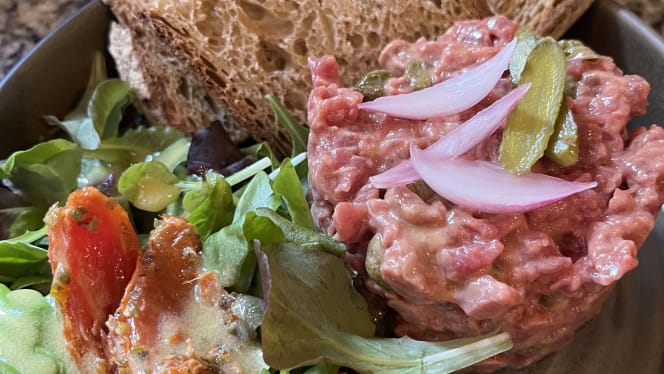 TOMA Bar à Vin & Food - 4