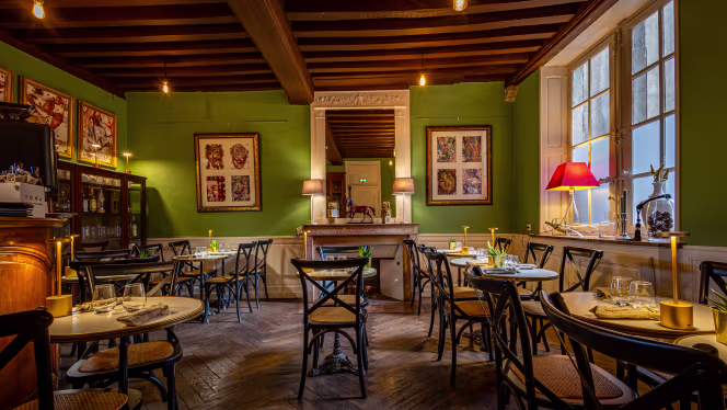 TOMA Bar à Vin & Food - 0