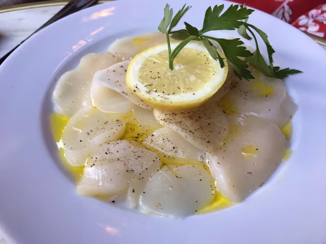 Chez Mademoiselle - 2