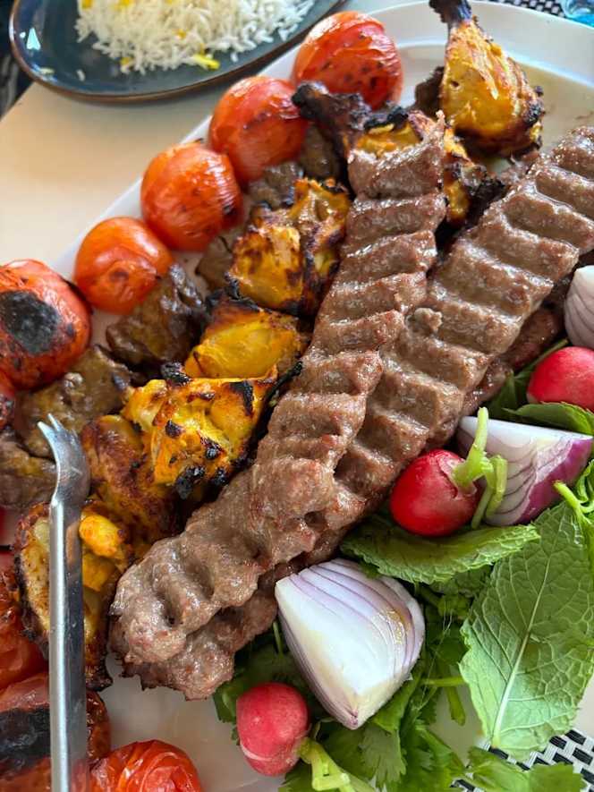 Azafran persian grill and smash burgers - 7