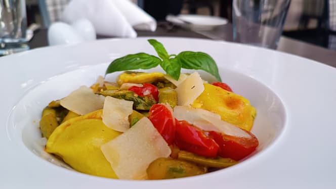 Restaurant Wintergarten: Maritim Hotel München - 5