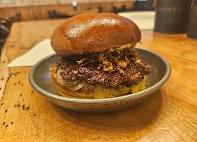 Salt's Smokehouse - 5