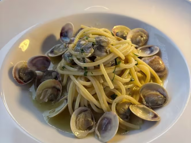 Seaside Restaurant & Lounge Bar - 3