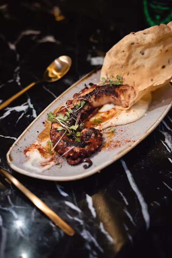 The Secret Garden Restaurant & Lounge Club - 2