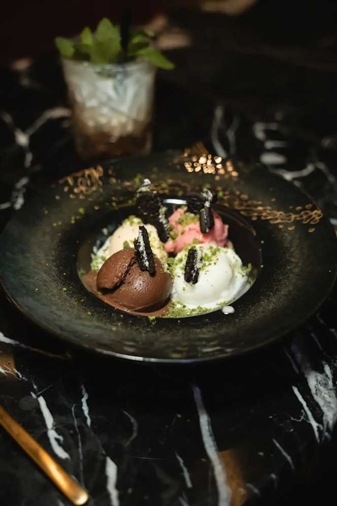 The Secret Garden Restaurant & Lounge Club - 6