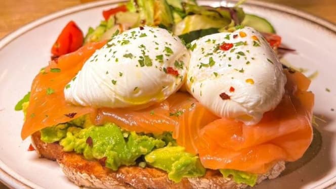 Vintage Café Shoreditch - 7