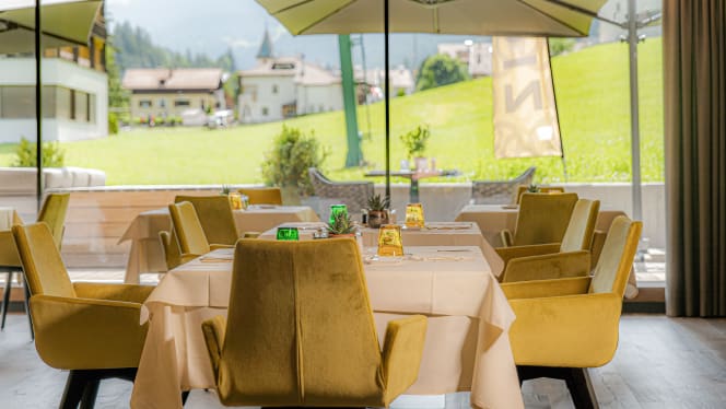 Zicoria Brasserie - 6